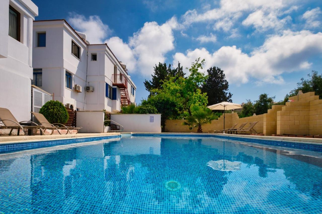 Townhouse By The Sea Pirate Harbor Appartement Paphos Buitenkant foto