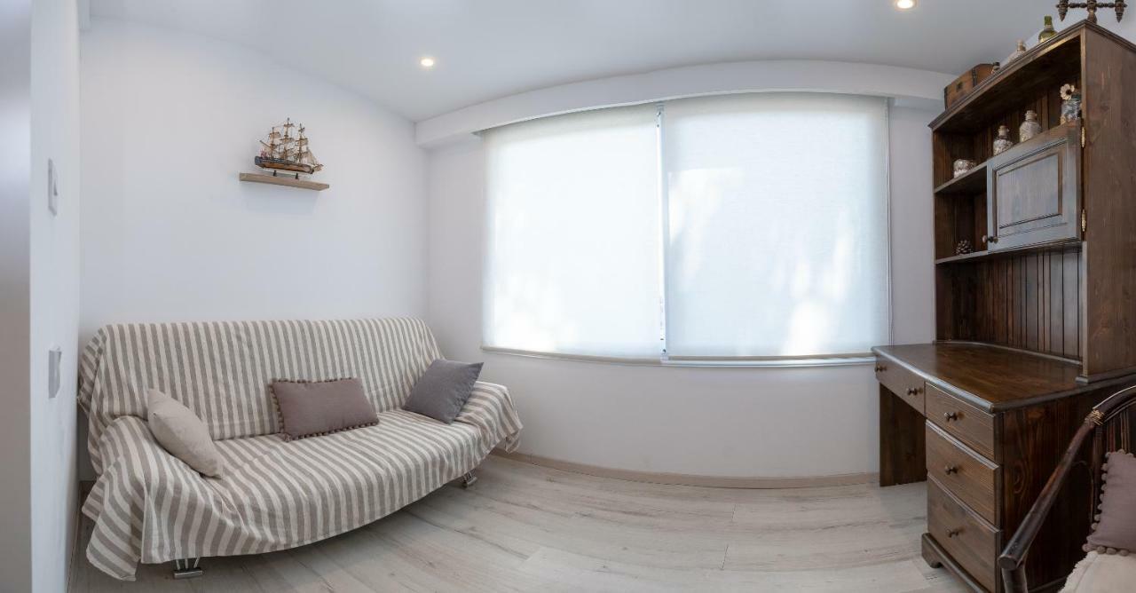 Townhouse By The Sea Pirate Harbor Appartement Paphos Buitenkant foto